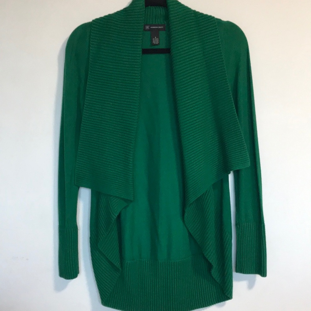 Beautiful soft green cardigan sweater